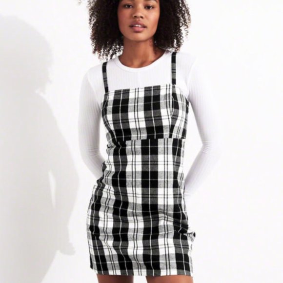 Hollister Dresses & Skirts - Hollister Plaid Mini Dress